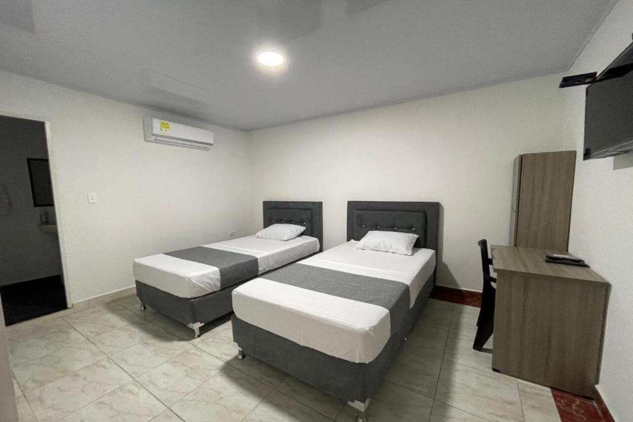 Hotel Neiva Urdaneta Kültér fotó